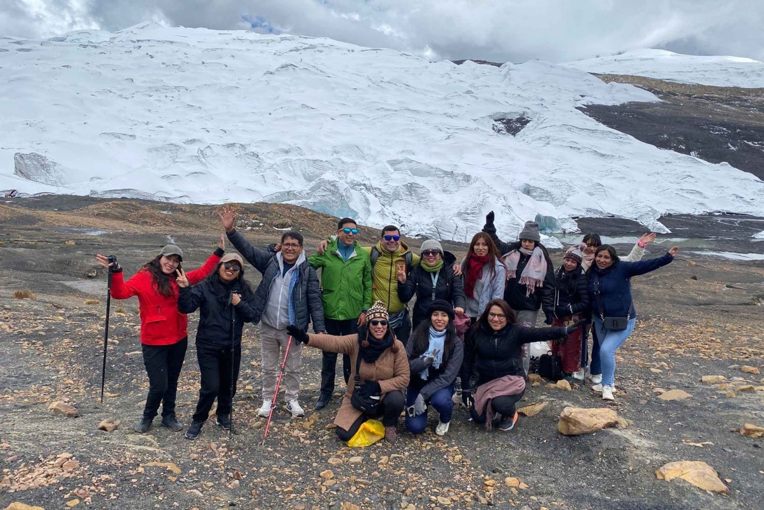 ケルカヤ氷河、スユパリナ、クスコへの日帰りツアー