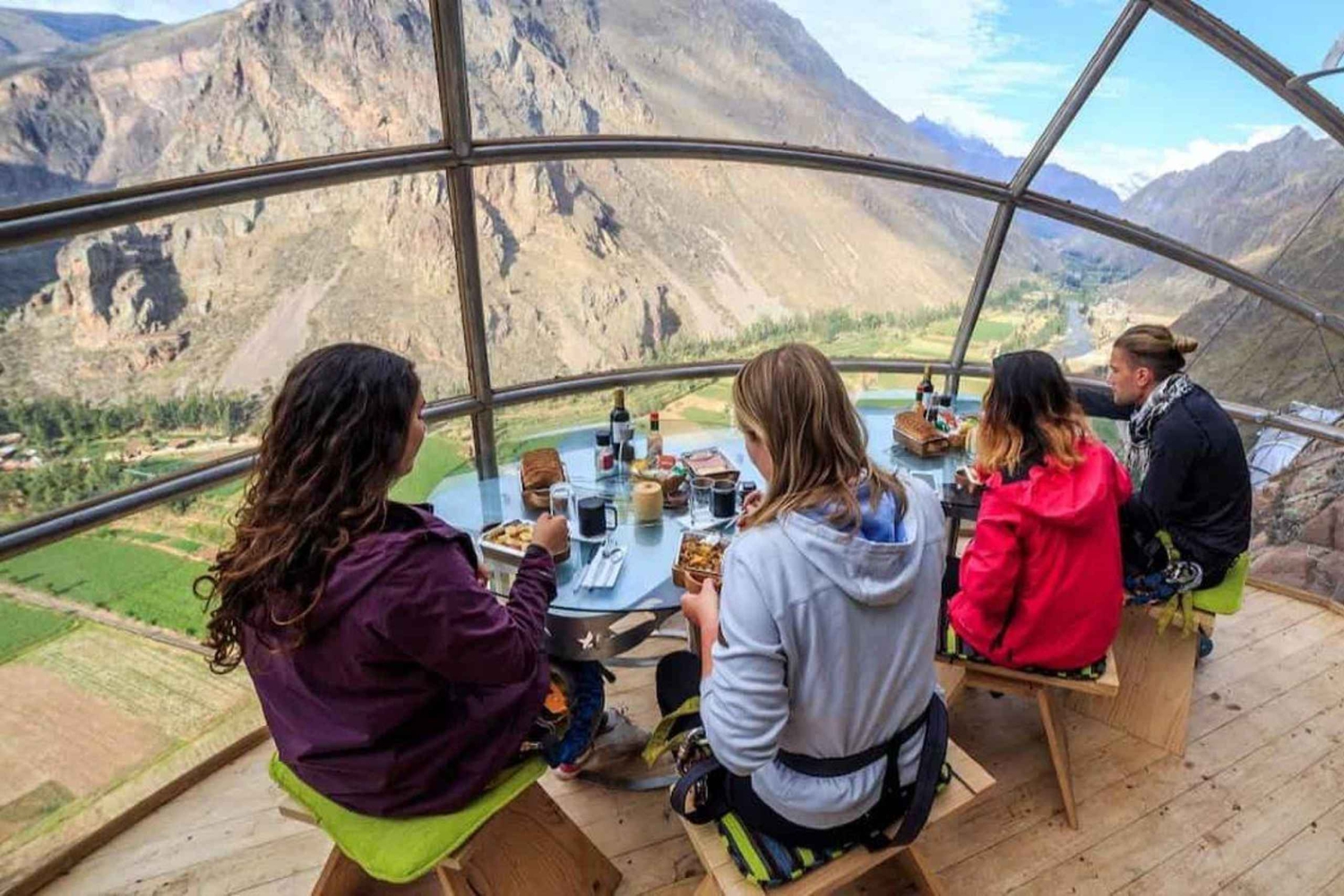 スカイロッジでのパノラマ・ランチ