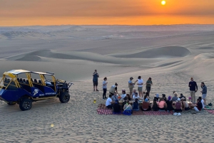 Paracas and Huacachina: Islands, Dune Buggy & Sunset Picnic