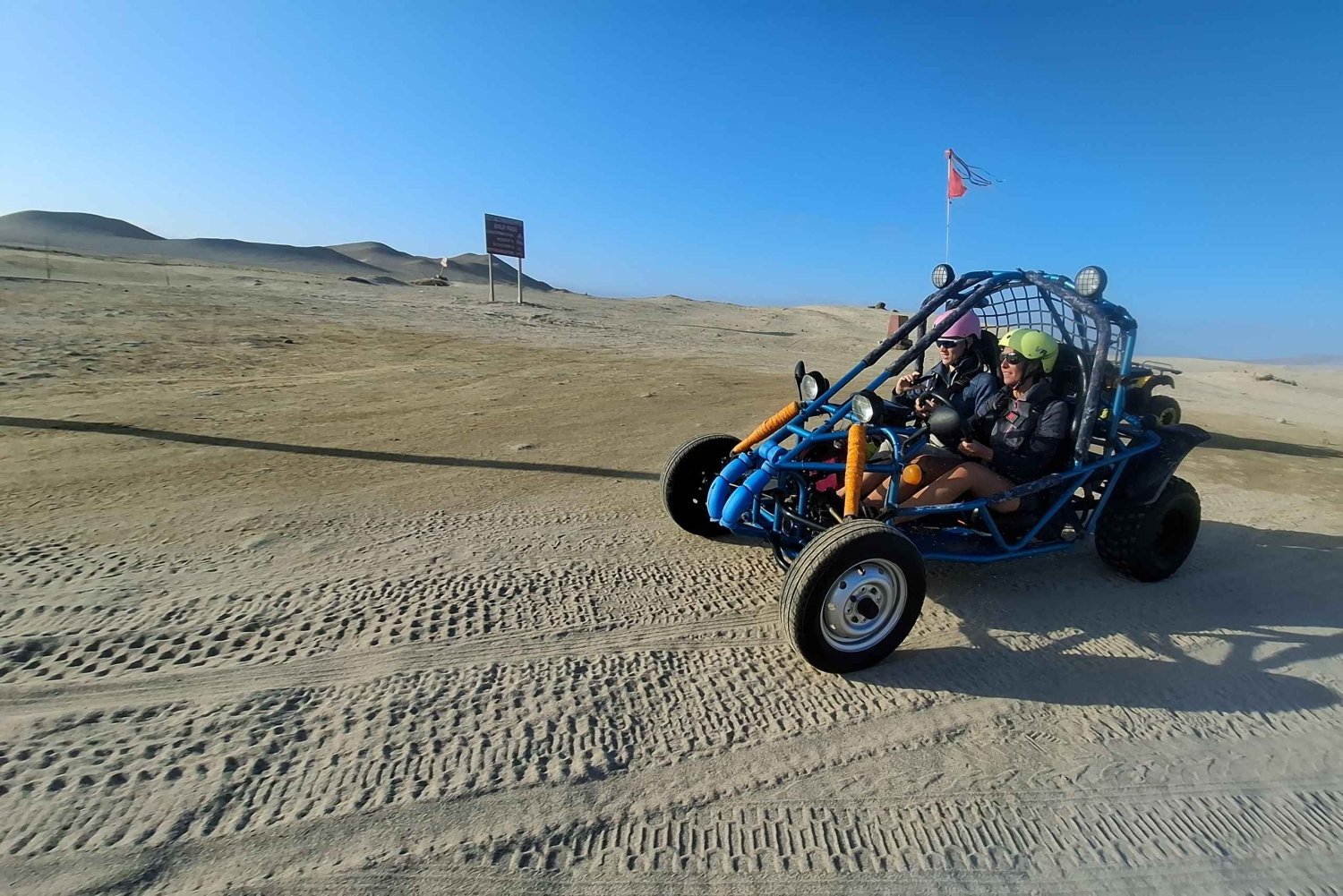 Paracas: Ballestas Islands Boat Tour & Mini Buggy Ride