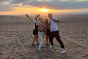 Paracas of Pisco: Private Huacachina Oasis Tour & Buggy Ride