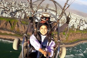 Lima: Paragliding Flight Over Costa Verde