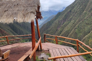 Cascata di Poc Poc: escursione leggera nella Valle Sacra