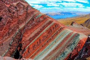 Private: Pallay Poncho del Apu T'acllo Rainbow Mountain Tour