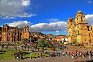 Privat transport til Pisac-markedet i Cusco, transport t/r