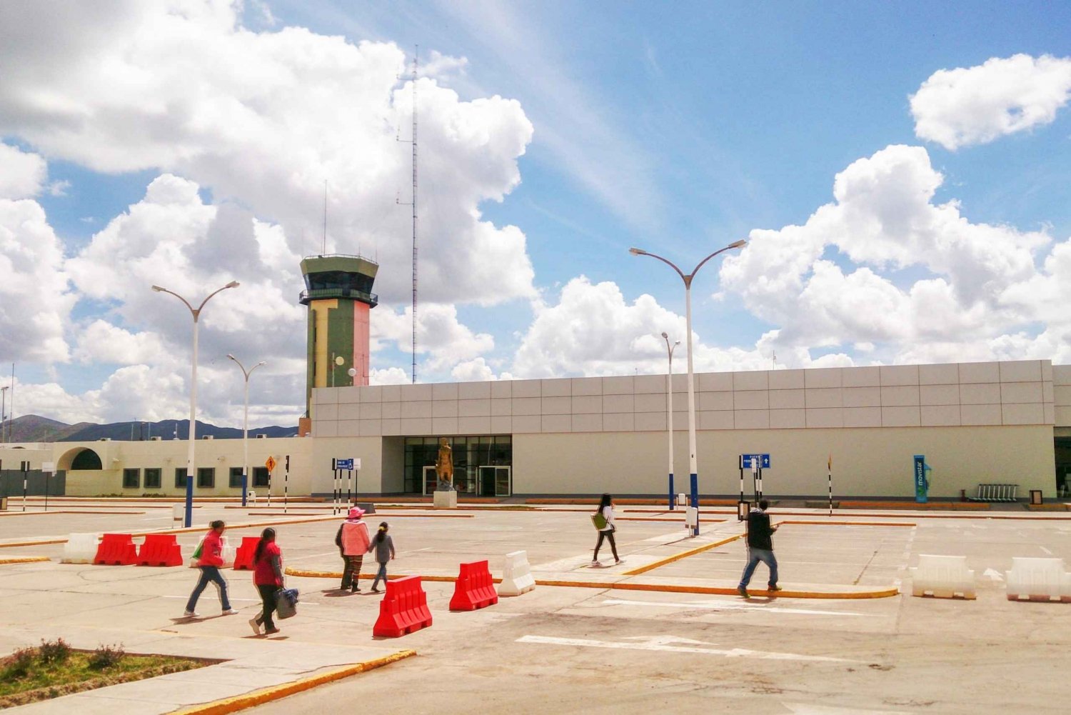 Privat transfer mellan Juliacas flygplats och Puno City
