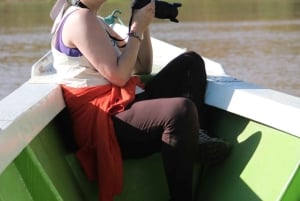 Puerto Maldonado: Kayaking and swimming in the Tambopata River