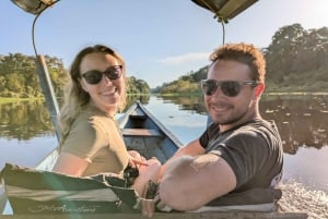 プエルト・ナリニョ：アマゾンジャングルと湖の3日間ツアー