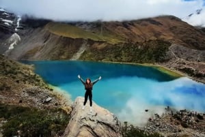 PULL: Tour humantay Lake full day