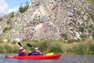 Puno: 2-päiväinen Uros-kajakkikierros ja kotimajoitus Amantani-saarella