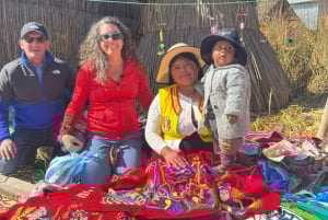 Puno: 3 uur durende tour naar de Uros en drijvende eilanden + lokale lunch
