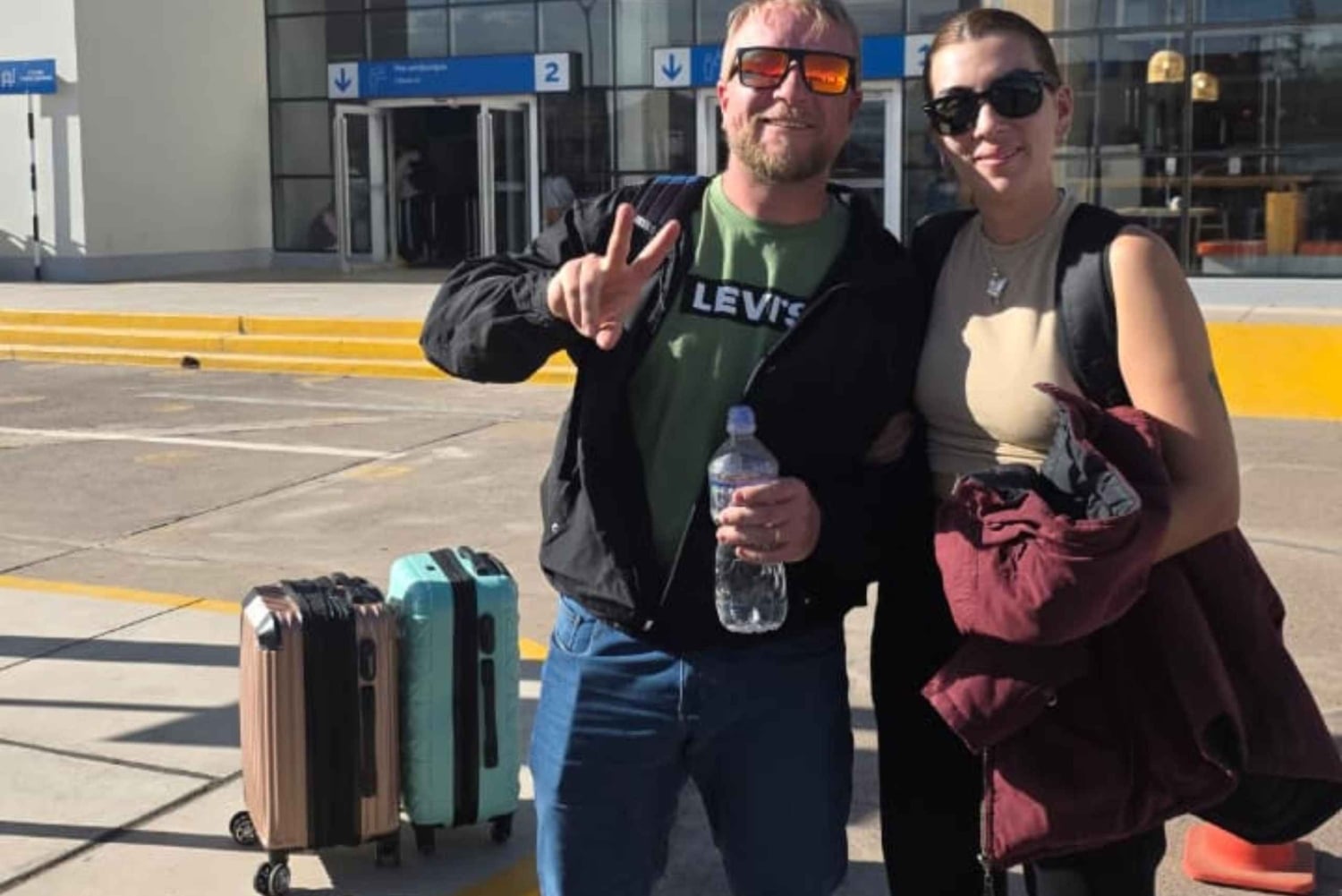 Puno: Airport transfer to Puno with a tour of the Sillustani Chullpas