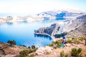 Puno: Copacabana & Isla del Sol Day Trip with Show