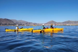 Puno: Melonta Titicaca-järvellä - Uros & Taquile