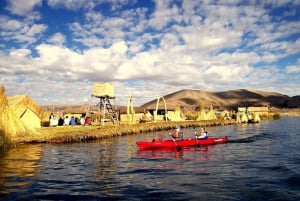 Puno: Melonta Titicaca-järvellä - Uros & Taquile