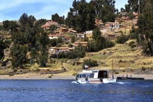 Puno: volledige dag naar de drijvende Uros-eilanden en het eiland Amantani