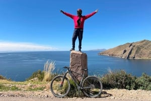 プーノ：ティティカカ湖自転車ツアー（ケチュアコミュニティとの交流付き）