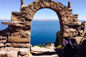 Puno: passeio de barco pelo Lago Titicaca, Uros e Taquile
