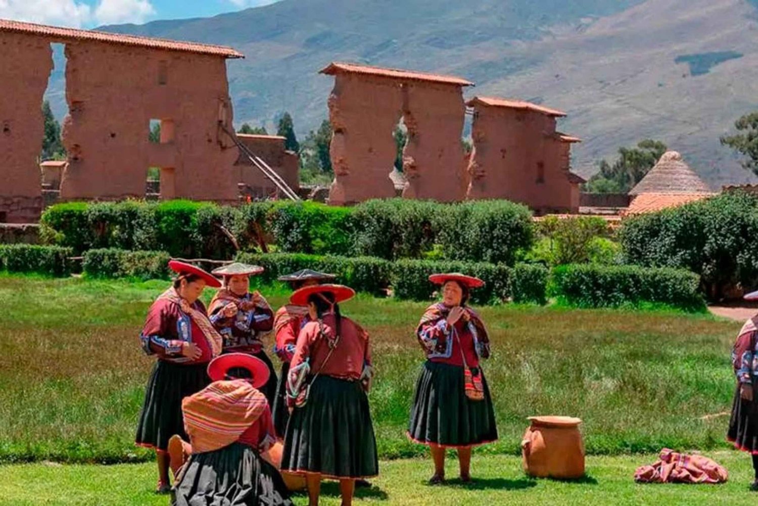 Puno: Full-Day Route of the Sun Tour to Cusco with Lunch