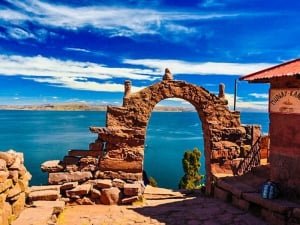 Puno: Titicaca islands 
