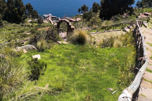 Puno: TOUR UROS - TAQUILE LANCHA VELOZ (FULL DAY)