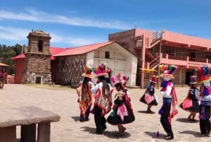 Puno: TOUR UROS - TAQUILE LANCHA VELOZ (FULL DAY)