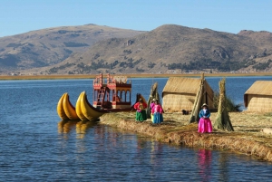 Puno: Uros and Taquile Islands 1-Day Tour + Lunch