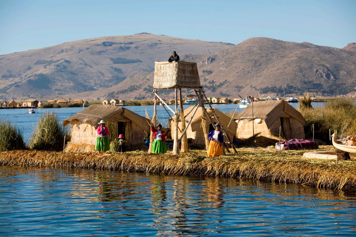 Puno: Uros and Taquile Islands Tour including lunch