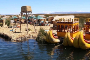Puno: Uros and Taquile Islands Tour with Lunch