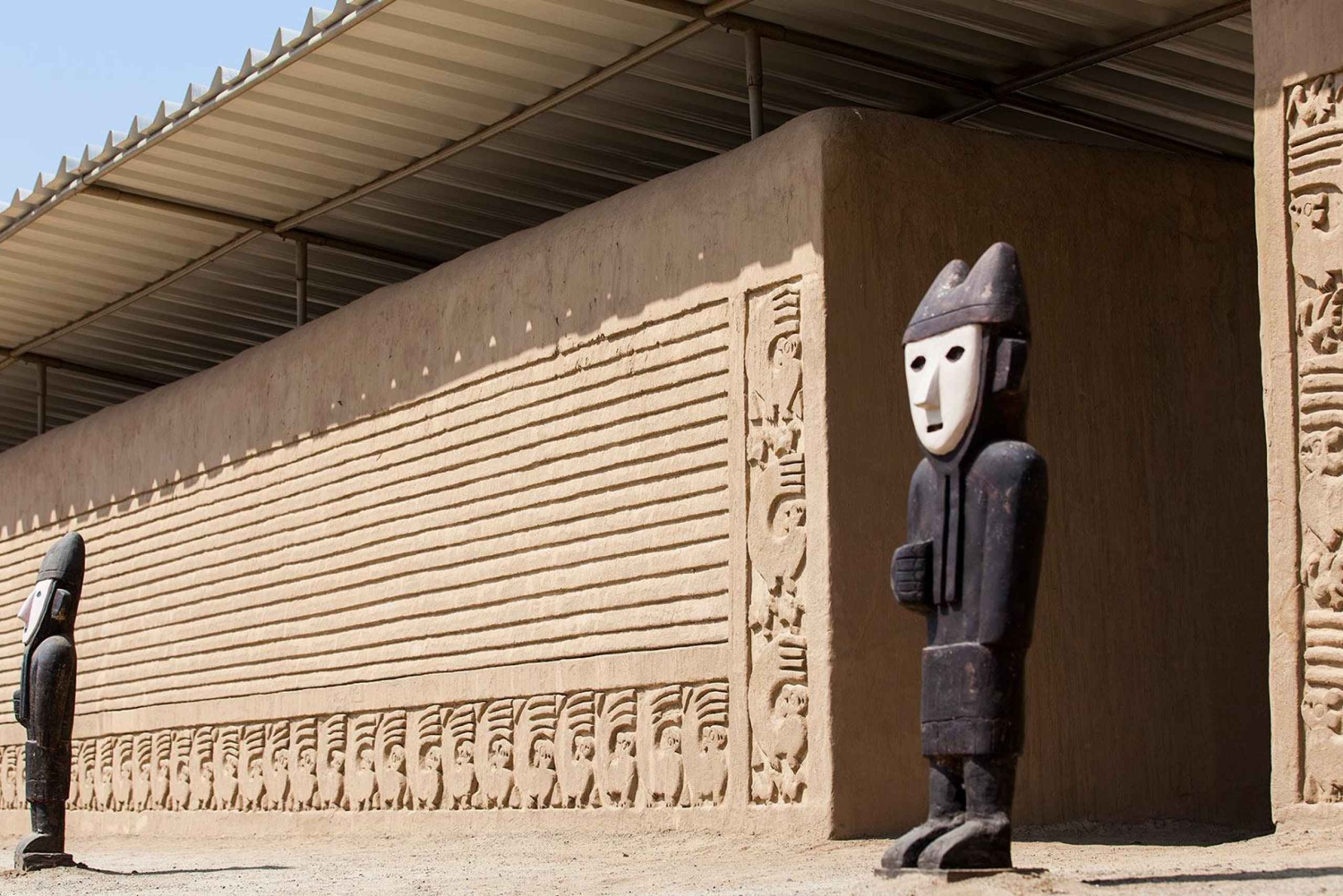 Pirâmides do Sol e da Lua, Huanchaco e Chan Chan