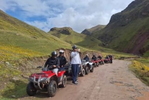 Da Cusco: Tour in ATV della Montagna Arcobaleno con pasti