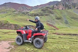 Da Cusco: Tour in ATV della Montagna Arcobaleno con pasti