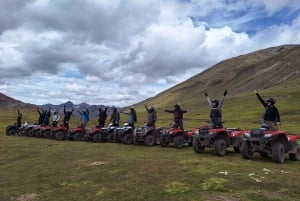 Da Cusco: Tour in ATV della Montagna Arcobaleno con pasti