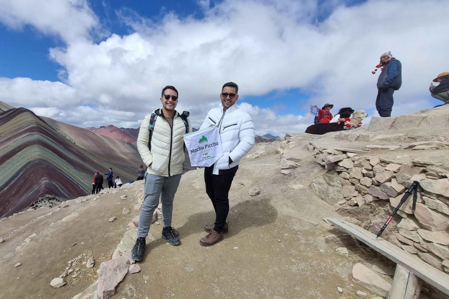 VIP Full Day Kleurrijke Bergwandeling - Begeleid in het Portugees