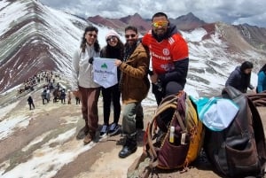 VIP Full Day Kleurrijke Bergwandeling - Begeleid in het Portugees