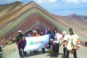 VIP Full Day Kleurrijke Bergwandeling - Begeleid in het Portugees