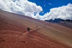 Rainbow Mountain Peru + Red Valley med ATV'er heldagstur
