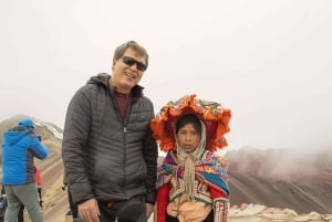 Rainbow Mountain Peru + Red Valley med ATV'er heldagstur