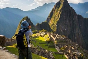 Tour della Rainbow Mountain e tour di Machu Picchu in treno
