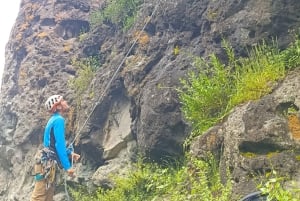 Rock climbing - Los Olivos - Huaraz