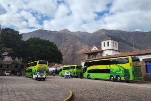 Route of the sun: Bus trip from Cusco to Puno with stops