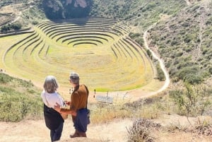 Valle Sagrado: Chinchero, Moray, Ollantaytambo y Pisac + almuerzo.