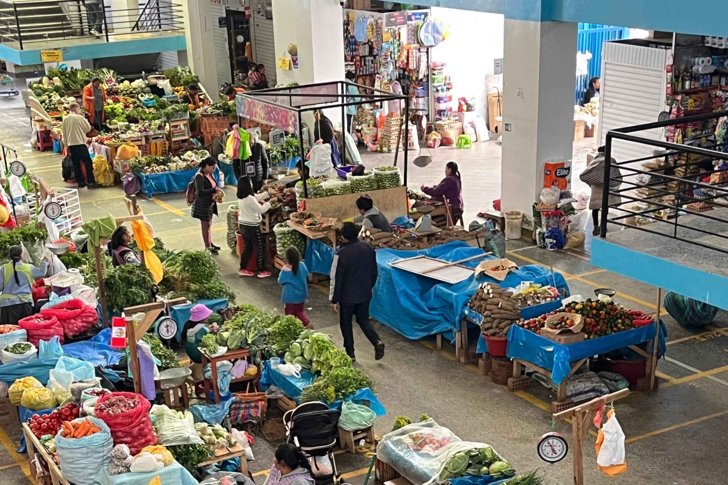 Aula de culinária no Vale Sagrado e visita ao mercado local