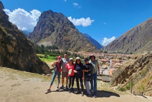 Sacred Valley of the Incas Full-Day Tour with Buffet Lunch