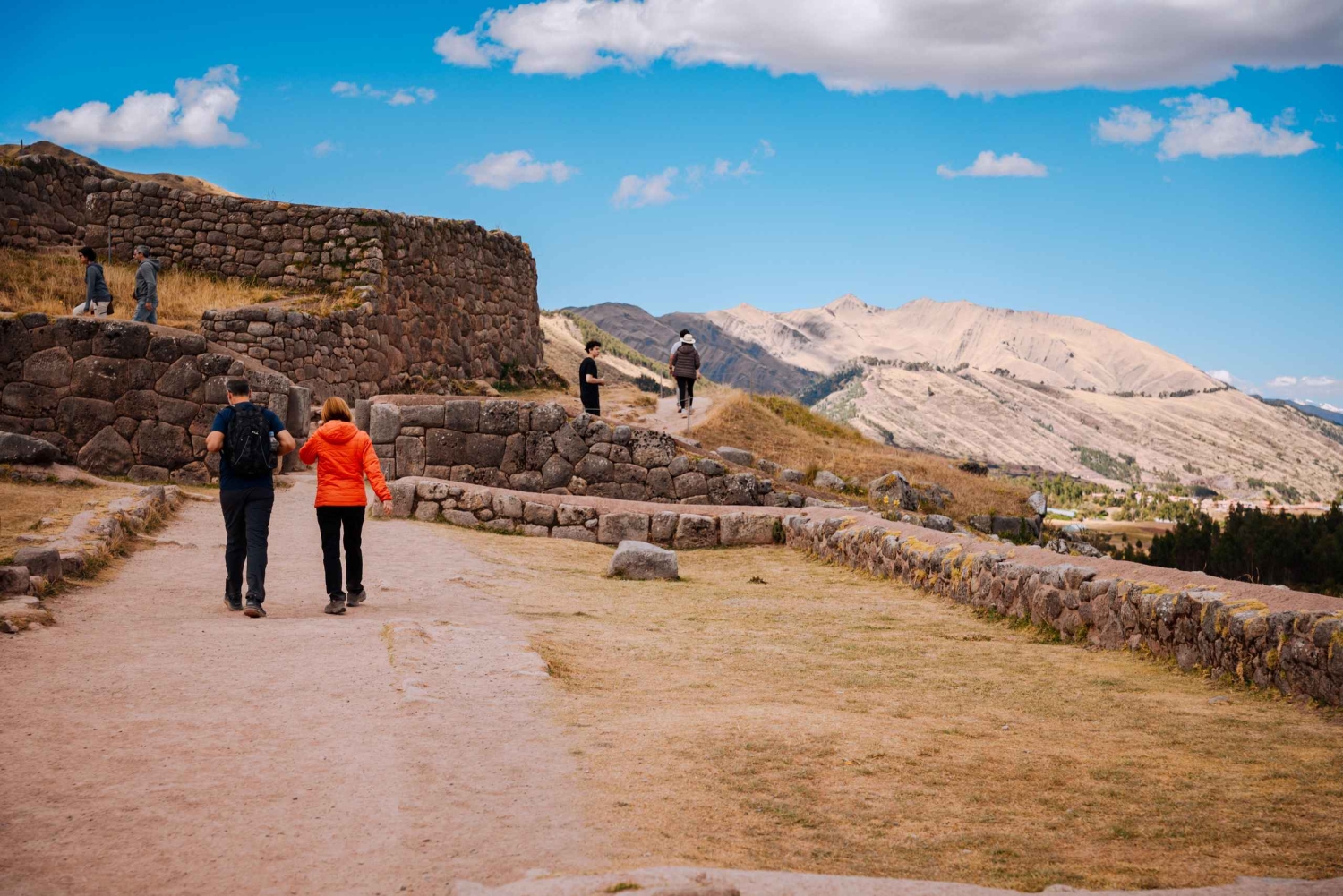 Sacred Valley: Pisac, Moray, Maras, Weavers & Ollantaytambo