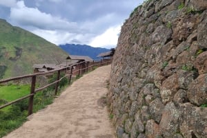 Sacred Valley Private Tour Full Day - Pisac + Ollantaytambo