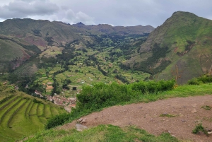 Sacred Valley Private Tour Full Day - Pisac + Ollantaytambo