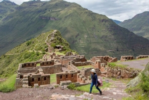 Sacred Valley Villages Tour with Lunch & Guide
