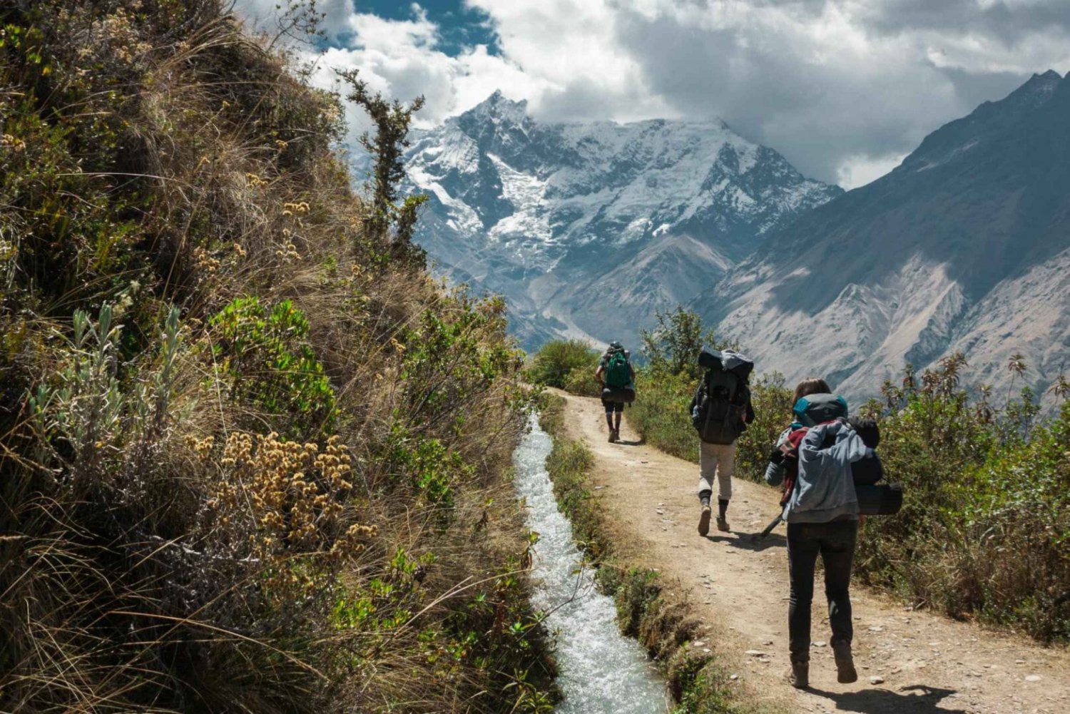 Salkantay Trek to Machu Picchu 5 päivää Sky Lodge Domesin kanssa