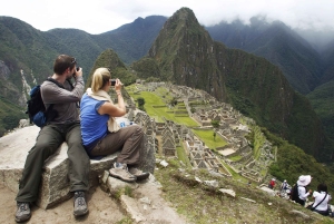 Short Inca Trail to Machu Picchu 2 Days